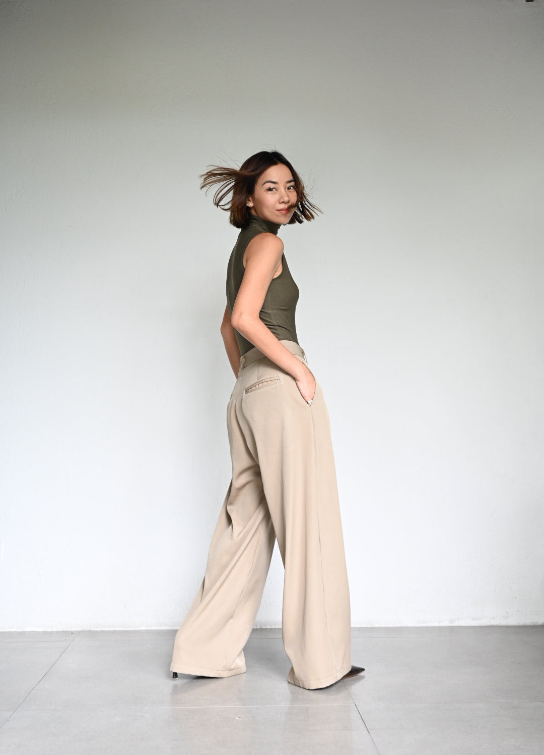 Roni Sleeveless