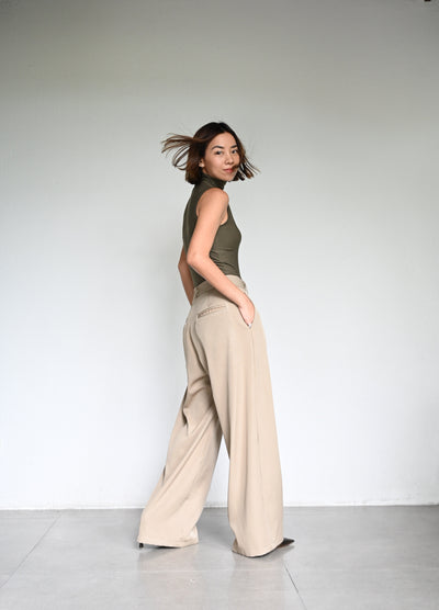 Roni Sleeveless