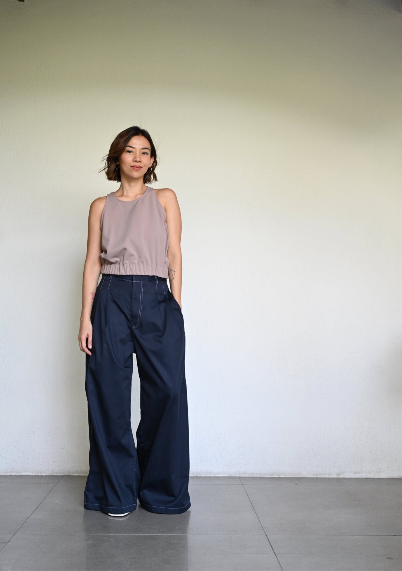Mari with Elastic Hem