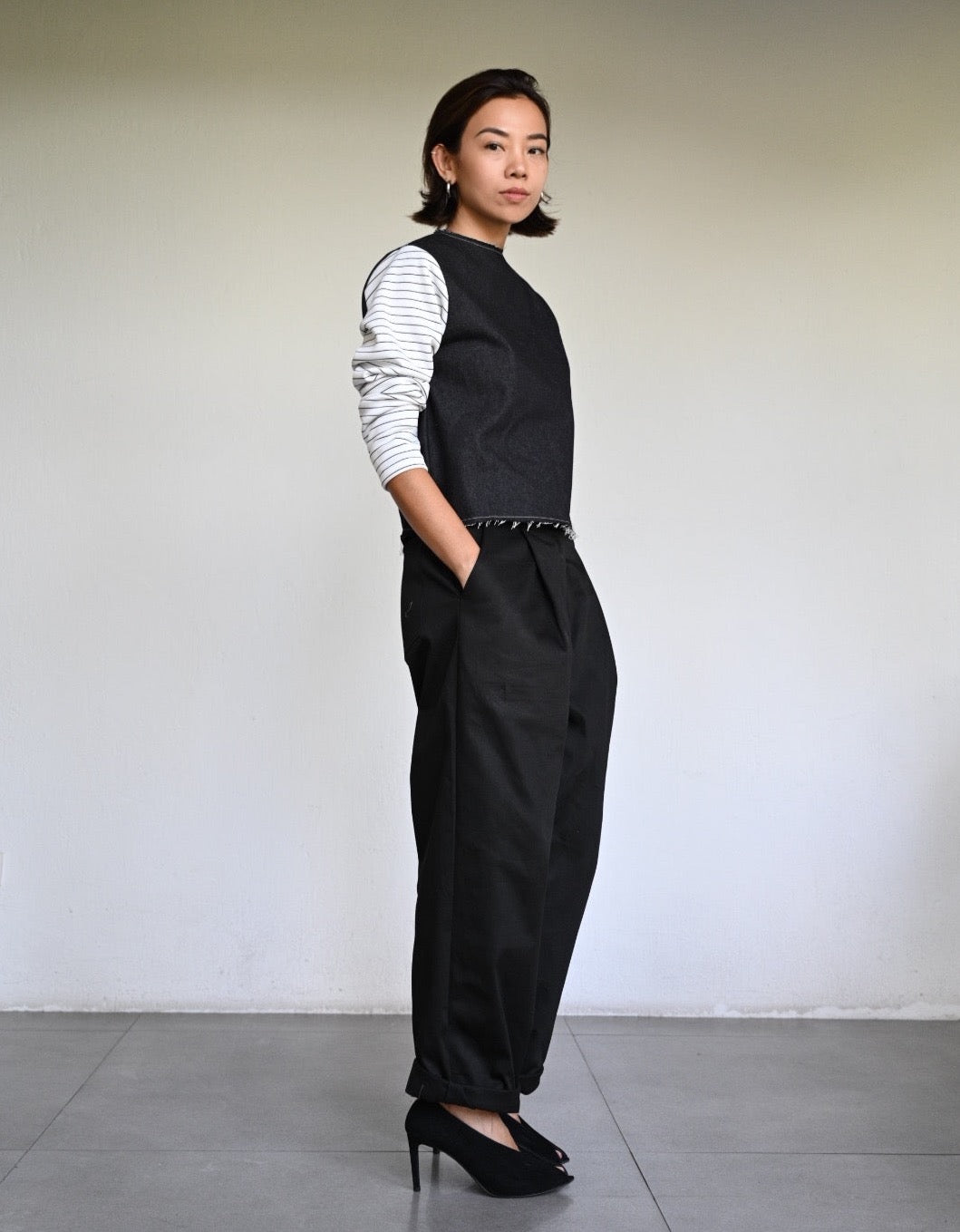 MONO Pleated Pants