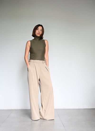Roni Sleeveless