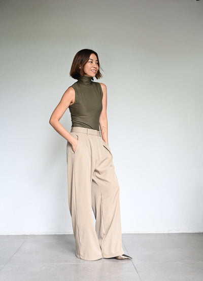 Roni Sleeveless