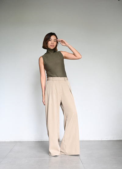Roni Sleeveless