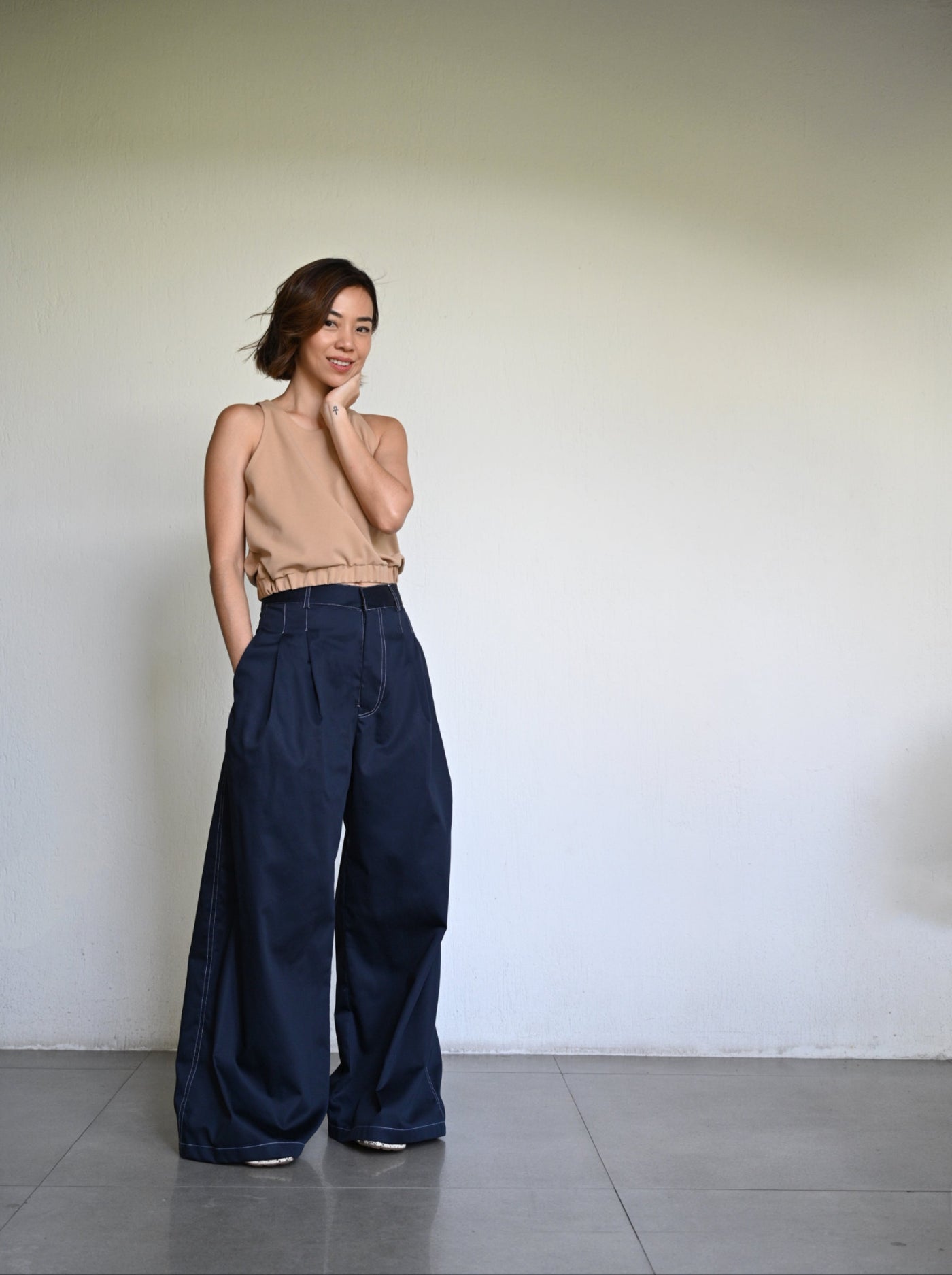 Mari with Elastic Hem