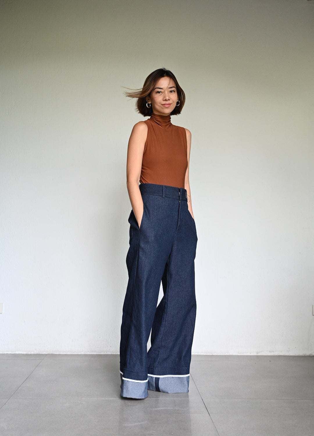 Roni Sleeveless