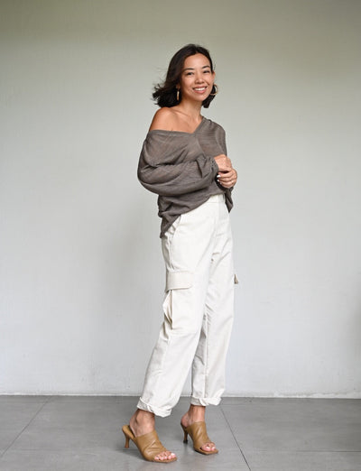Asha Wide V Top